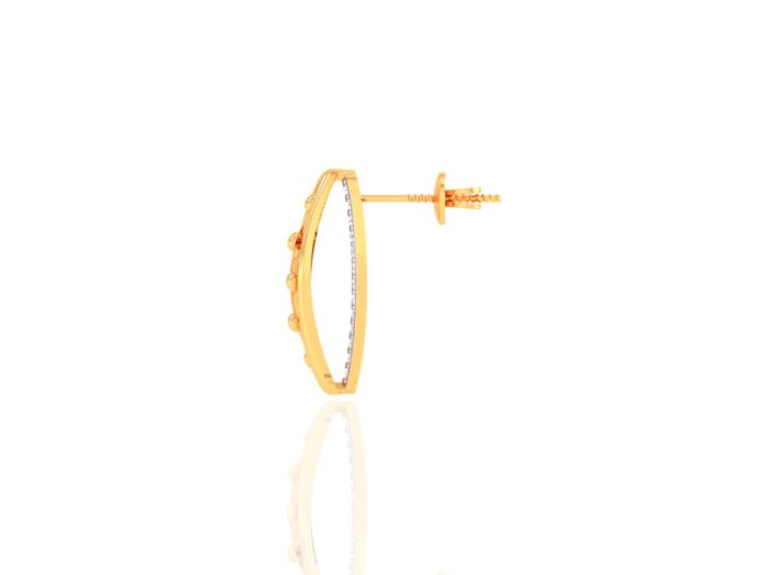 Ishi Diamonds Dazzling 18K Gold Lab Grown Diamond Stud Earrings - Image 4